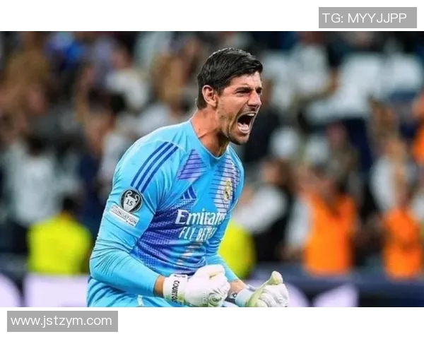 皇马宣布与门将库尔图瓦续约至2026年,薪资超过每周20万欧元——稳定与实力的象征